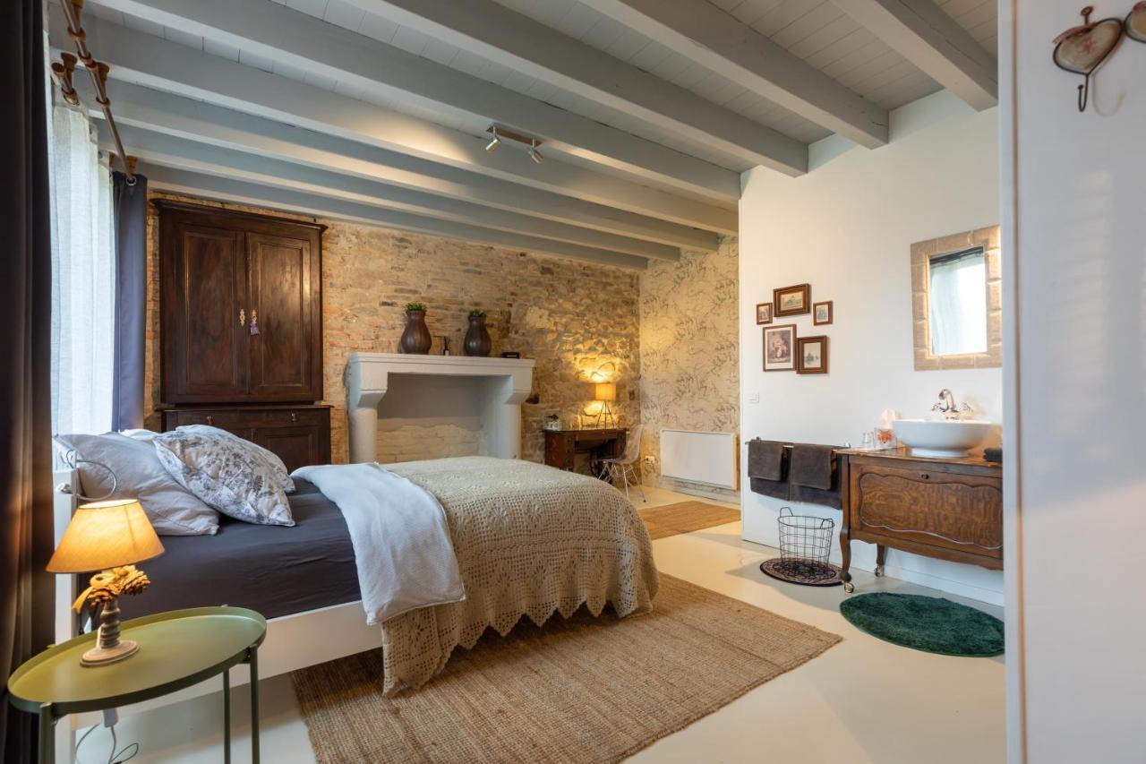 Bed and Breakfast Domaine La Pomme De Pin Louroux-de-Beaune Exterior foto